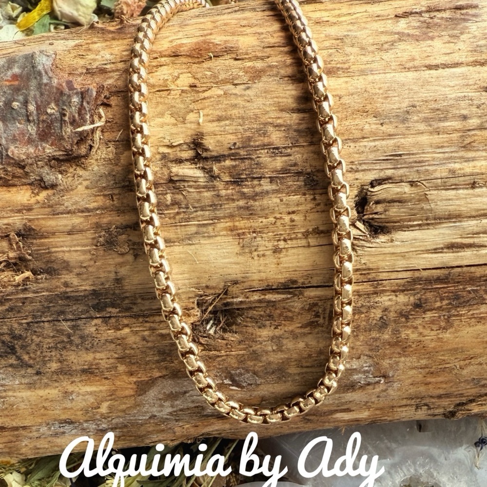 Alquimia Luxurious Gold Necklace
